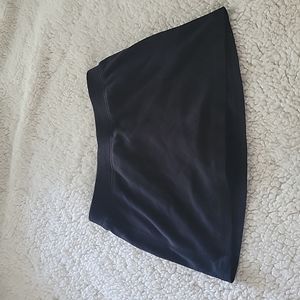 Solid black skort FLASH SALE 4 FOR $25 DRESS ITEMS *SEE DESCRIPTION